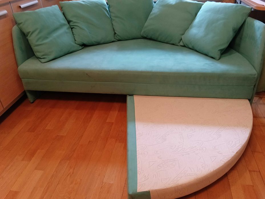 Продаж розкладного дивану