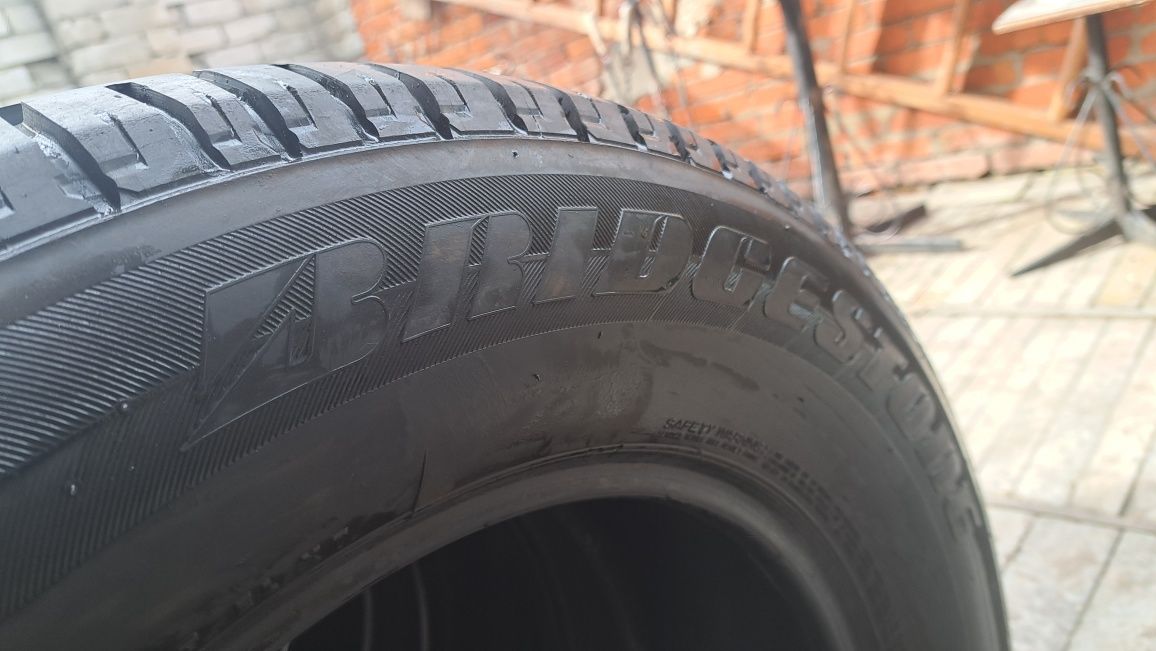 8,1мм!Продам комплект летних шин BRIDGESTONE 265 60 R18