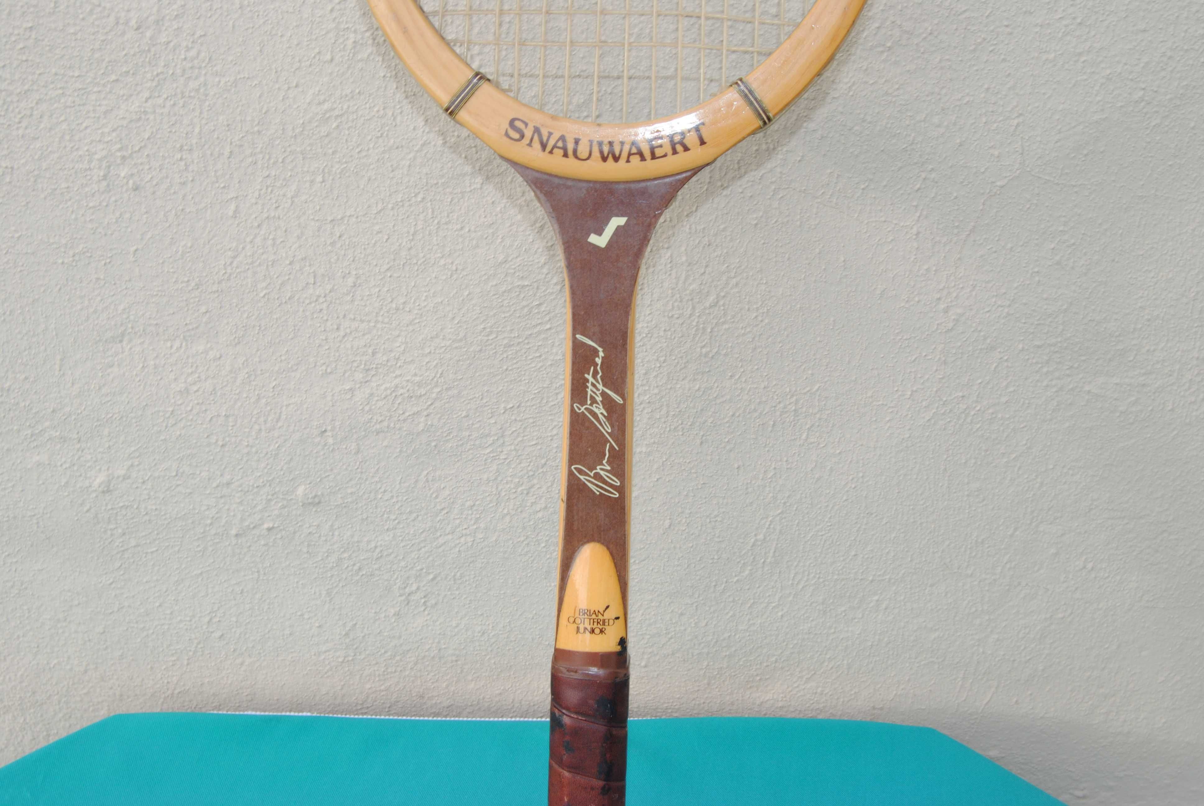 Raquete de ténis antiga Snauwaert "Brian Gottfried" Junior vintage