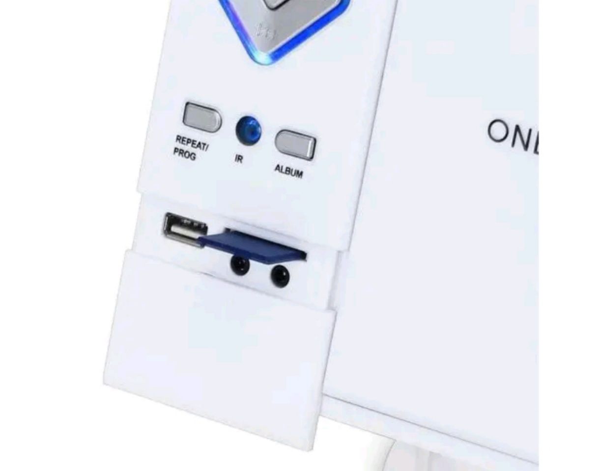Стереосистема oneConcept V-12 /AUX/USB/CD/MP3/SD/MP3/Bluetooth