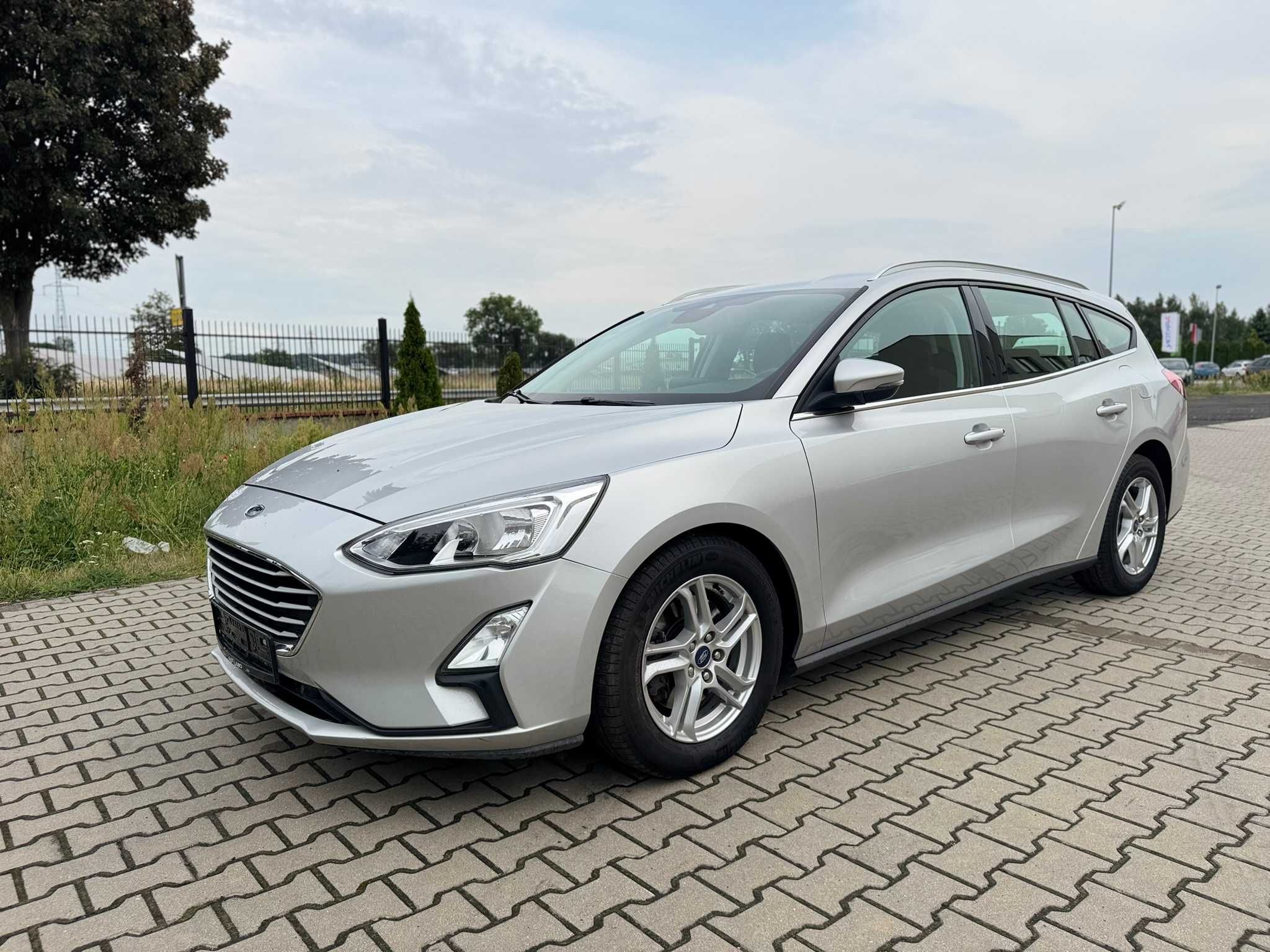 Ford Focus Mk4 1.5 tdci nawigacja carplay alufelgi serwisowany