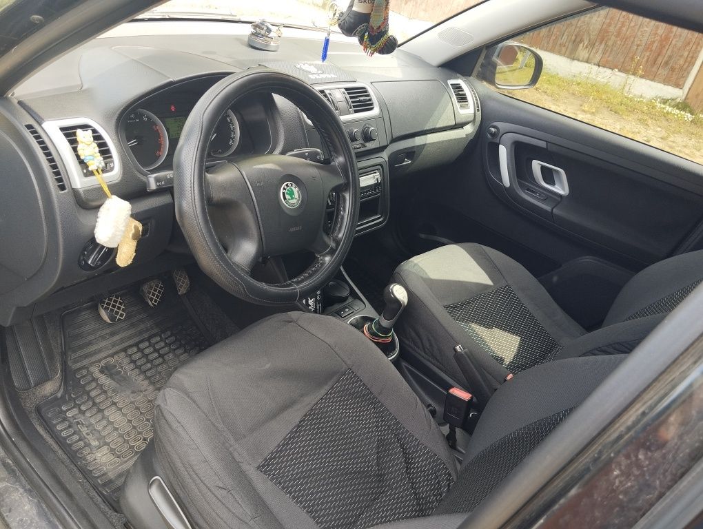 Продається Skoda Fabia 1.4 бензин