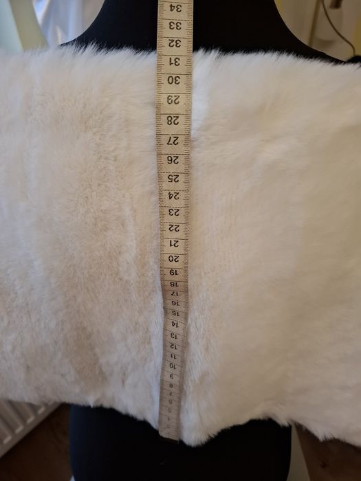 Sprzedam śliczną narzutkę ślubną