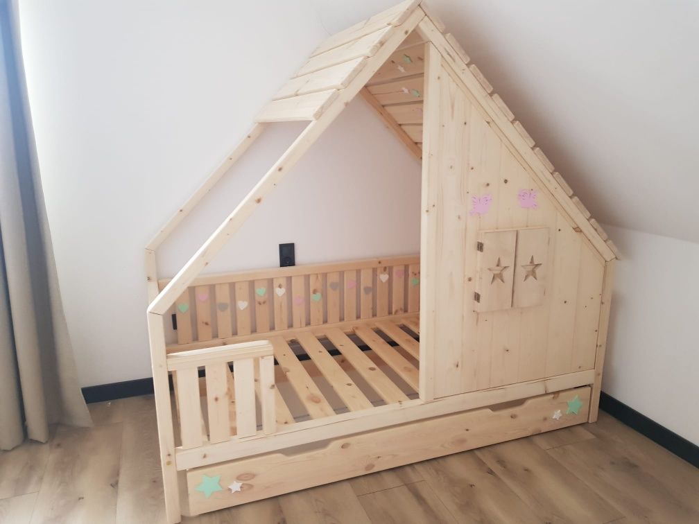 Łóżeczko łóżko drewniane domek dla dziecka