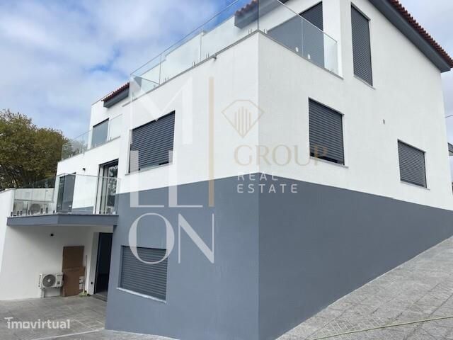 Moradia  T4 com Terraços e garagem | Rio de Mouro