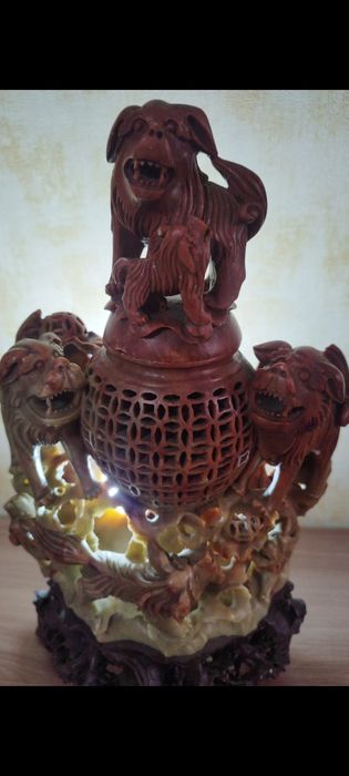 Ваза- араматница для благовоний в виде пяти собак Фу .