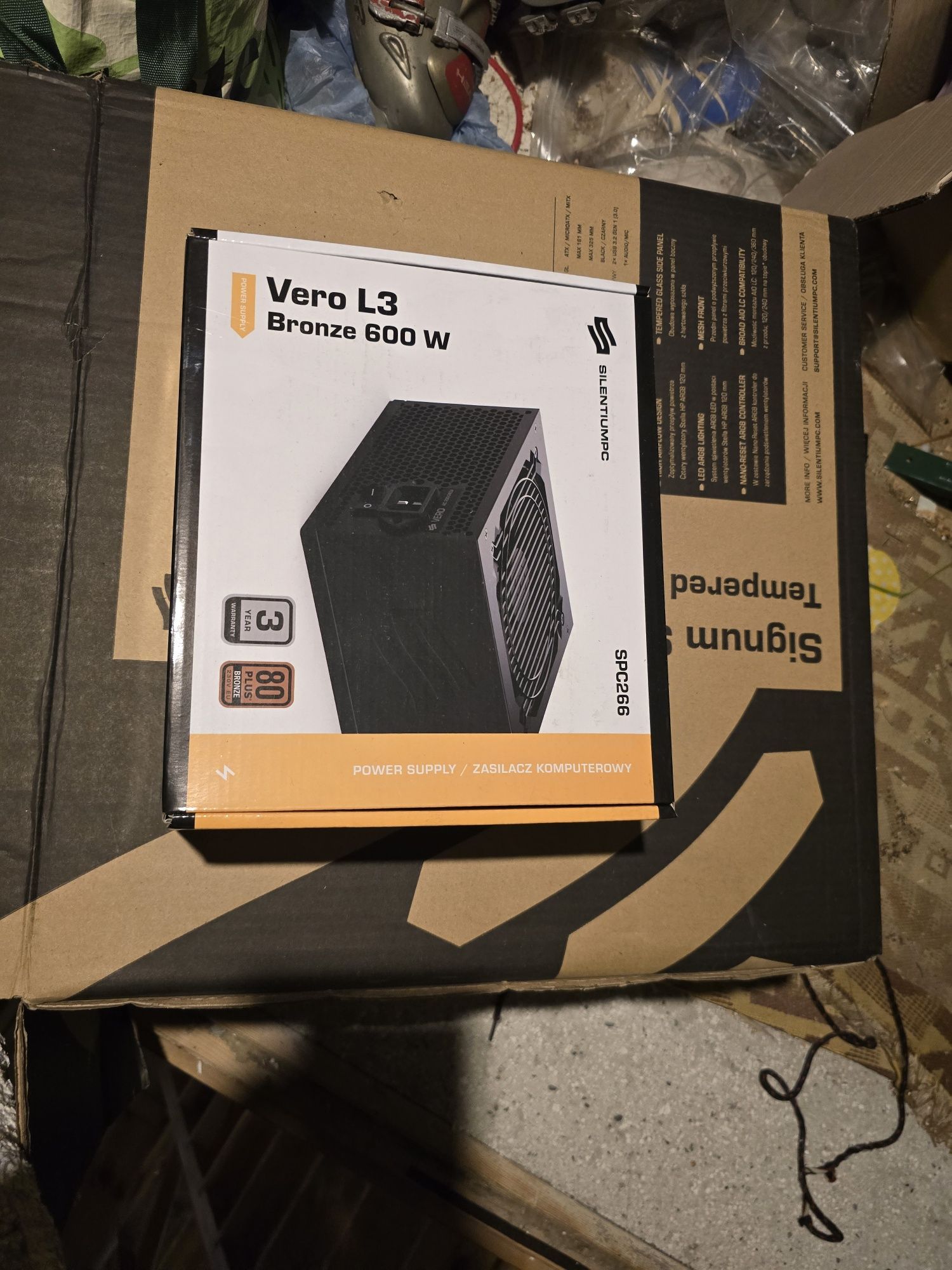 I5 10600kf, Gigabyte z490 ud, ram viper 16gb ddr4 3600mhz cl18, aio