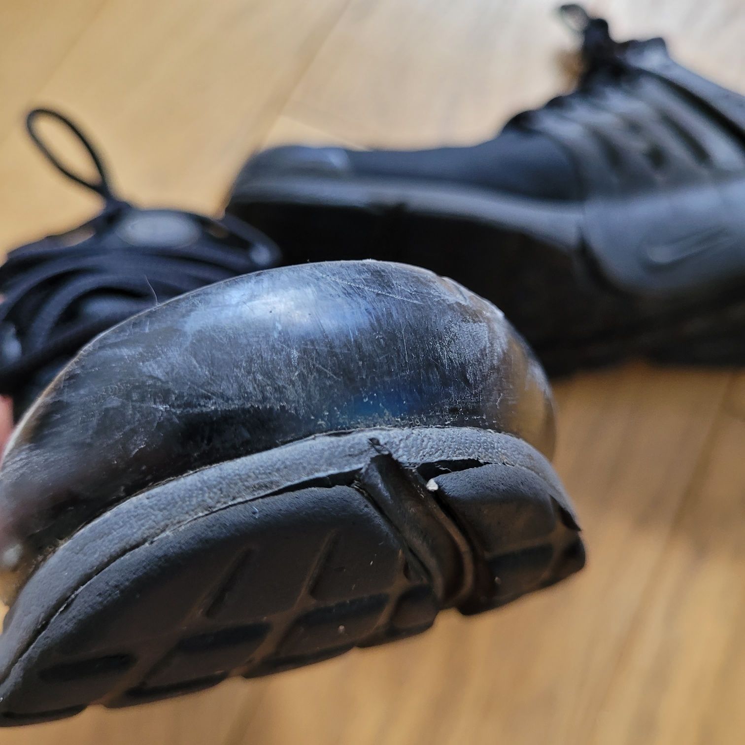 Nike Sneakersy Nike Air Presto tenisówki trampki
Spoko jak potrzebujes