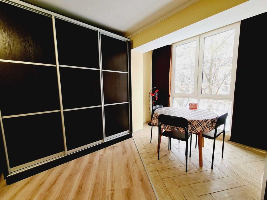 ДВОХкімнатна студія подобово