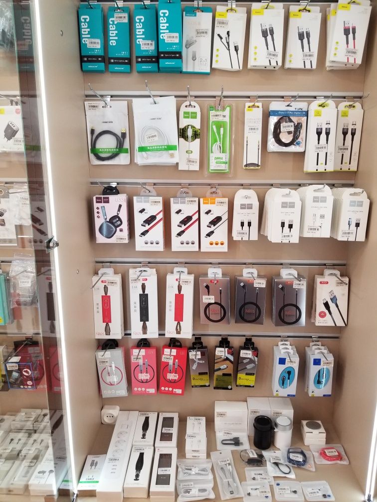 Павербанк KOOSEED Wireless 10000mAh 15W + Безпровідна зарядка