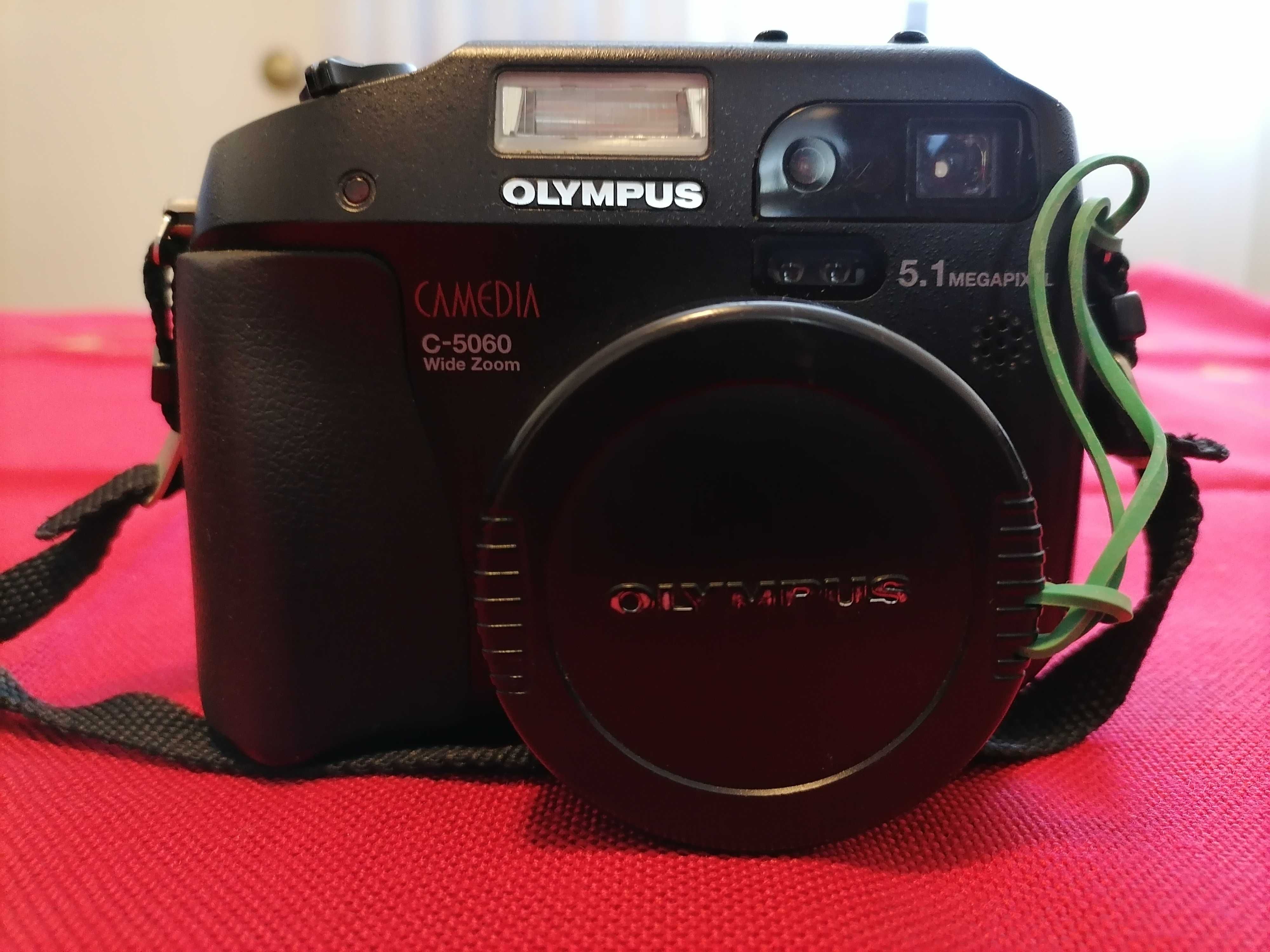 Máquina fotográfica Olympus camedia C-5060 wide zoom