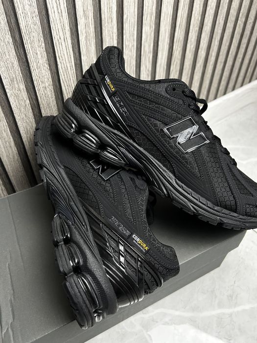 ОРИГІНАЛ New balance 1906r Corbura размер 45 43