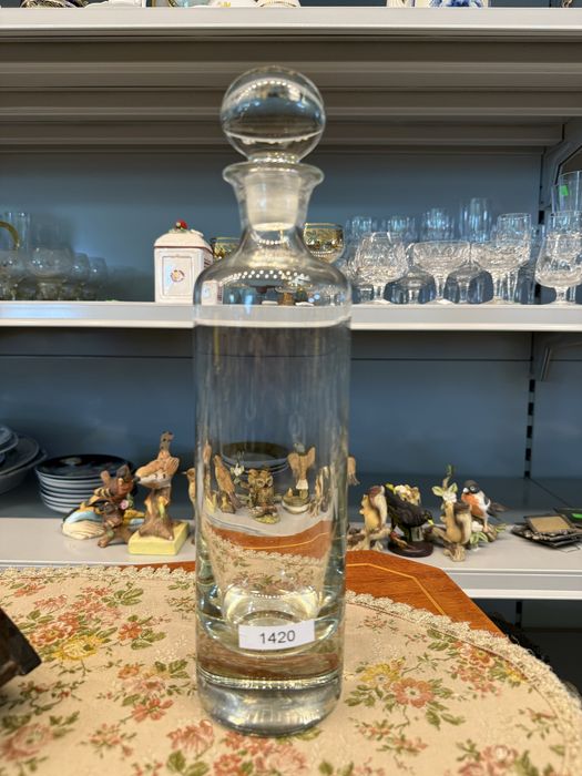 Smukła karafka wysoka szklana gładka kryształowa z korkiem 1420