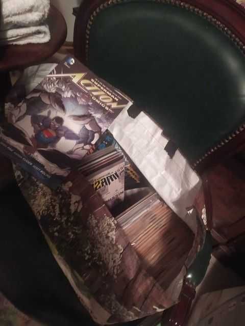Vendo Lote de   200 Comics americanos, diversos títulos e épocas