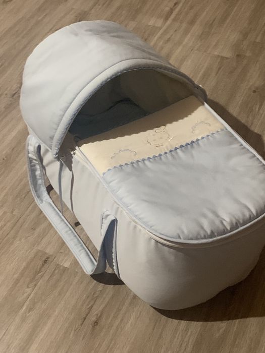 carrinho de bebé e alcofa