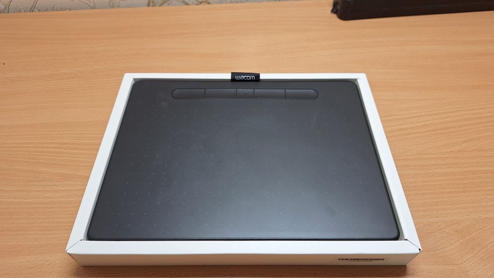 Графічний планшет wacom intuos m bluetooth стан нового