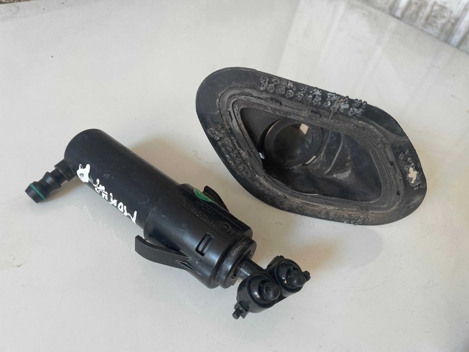 Opel Mokka Spryskiwacz Dysza Reflektora Prawy Dysza Mocowanie