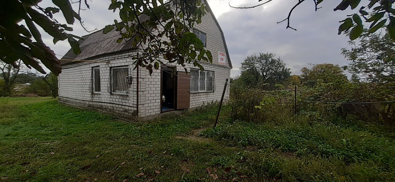 Продам  3 к дом,село Сорочино
