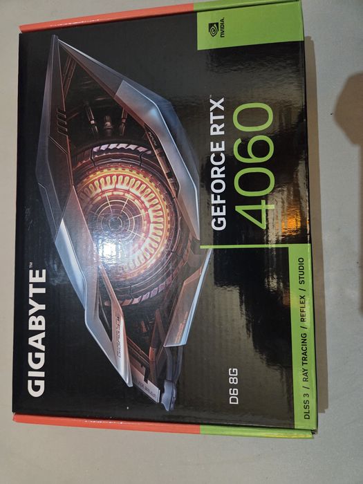 Sprzedam pudełko do karty Geforce Gigabyte RTX 4060 8GB (ze zdjecia).