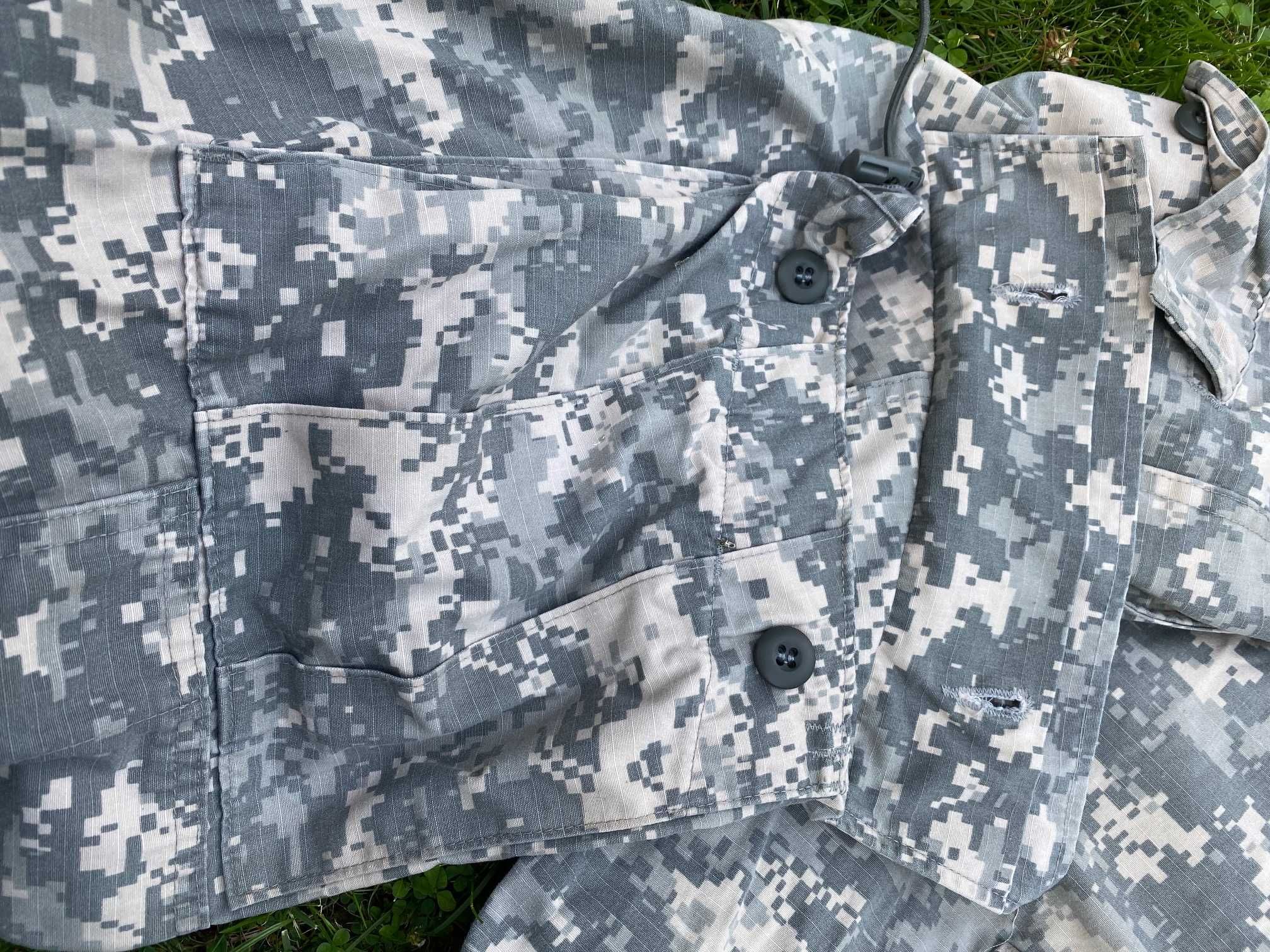 Spodnie ACU UCP bojowki Medium regular US Army wojskowe Propper Int.