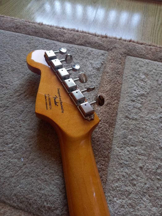 gitara elektryczna squier vibe