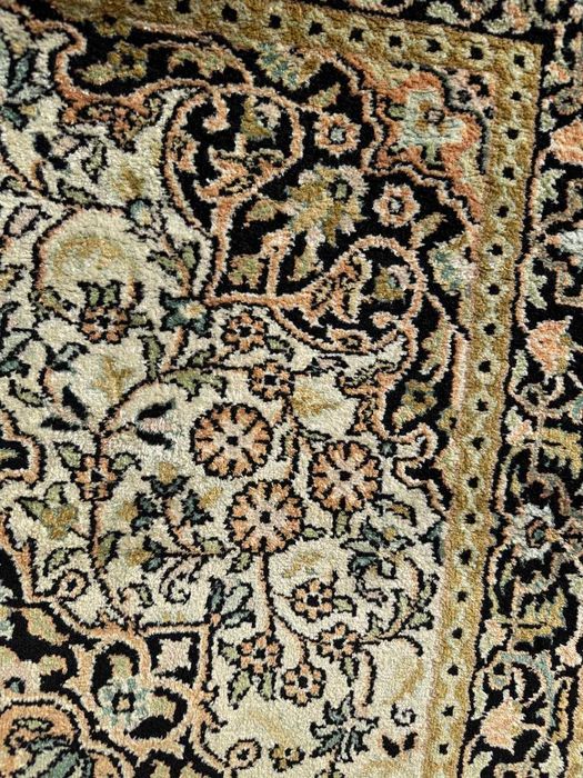 Jedwabny r.tkany dywan perski GHOUM / GHOM 130x76 galeria 7 tyś