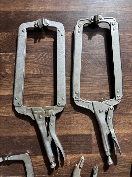 Szczypce zaciskowe różne