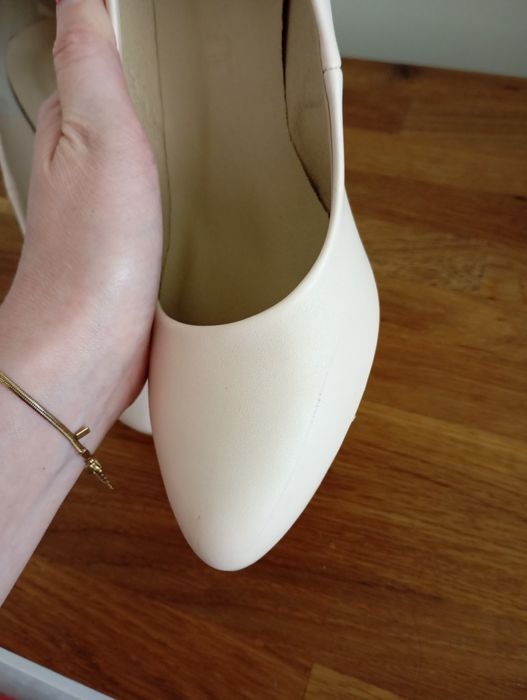 Buty Aga But r.39