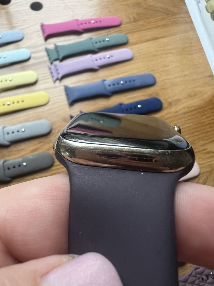 Smartwatch Apple Watch Series 7 GPS + Cellular 45mm Złoty