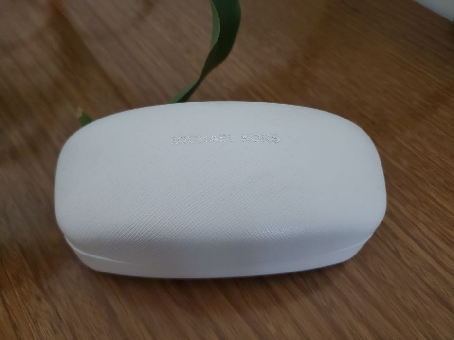 Óculos novos Michael Kors