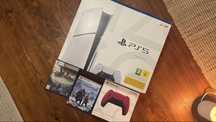 PS 5 Slim + Comando Extra + 2 Jogos