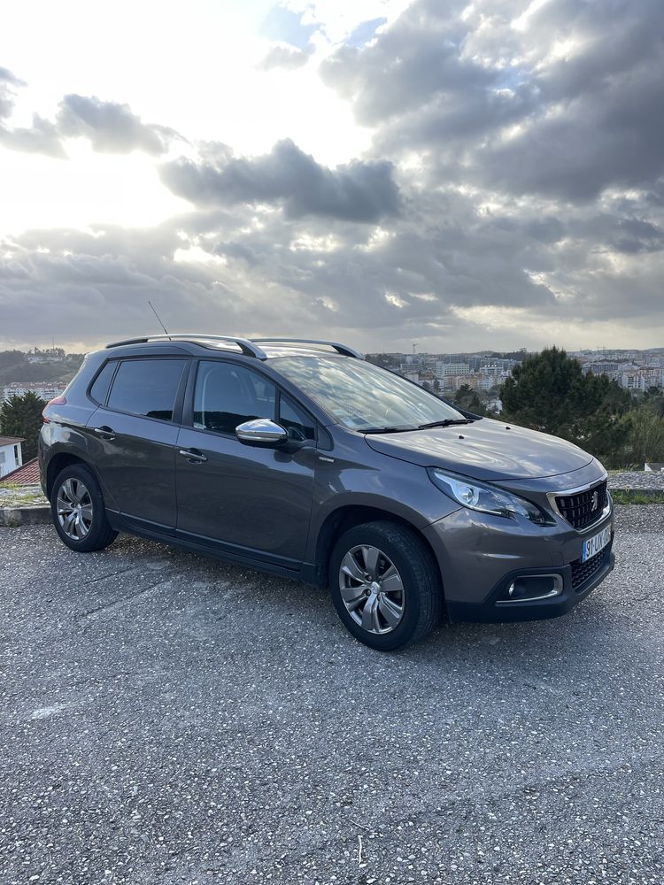 Peugeot 2008 1.2 PureTech Style