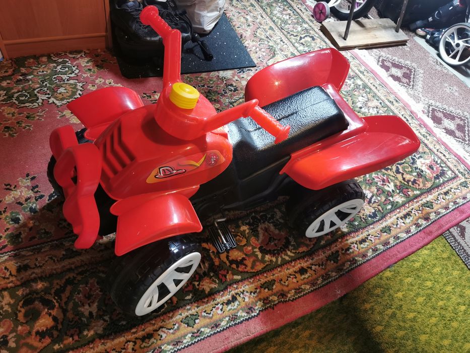 Gokart autko qład  jeździk na pedały