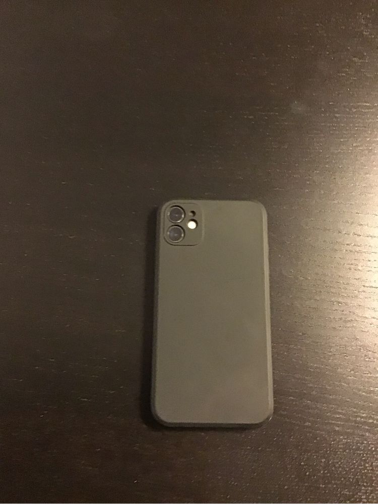 Iphone 11  preto (64gb)