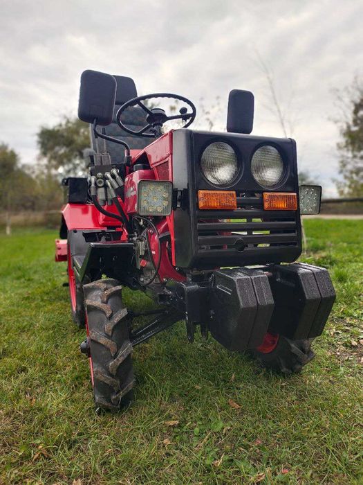 Мінітрактор трактор ХТЗ Т012