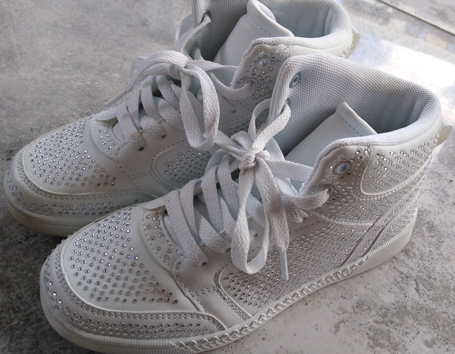 Adidasy wysokie buty dla dziewczynki z cekinami 33, jak nowe
