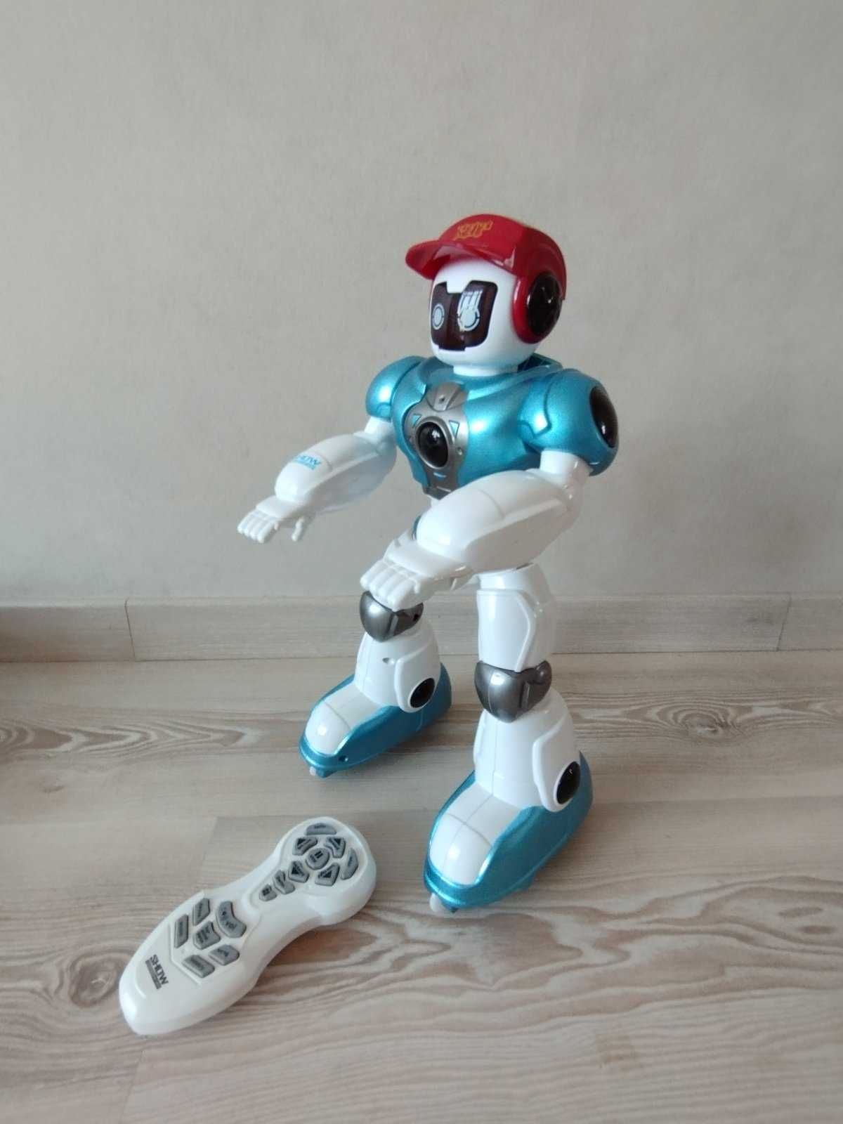 Dance robot / Танцуючий робот