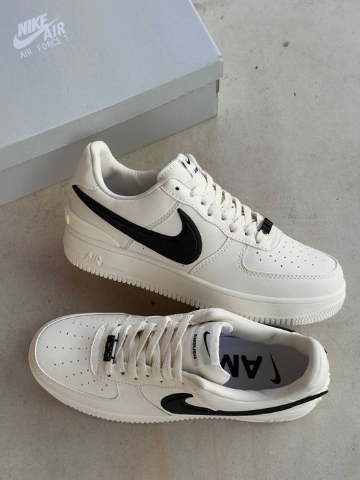 Жіночі кросівки Nіке Air Force 1 Low ‘AMBUSH’ бежевий з чорним nkaf3