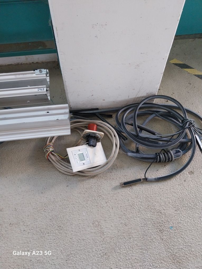 Drzwi rosuwane elektryczne