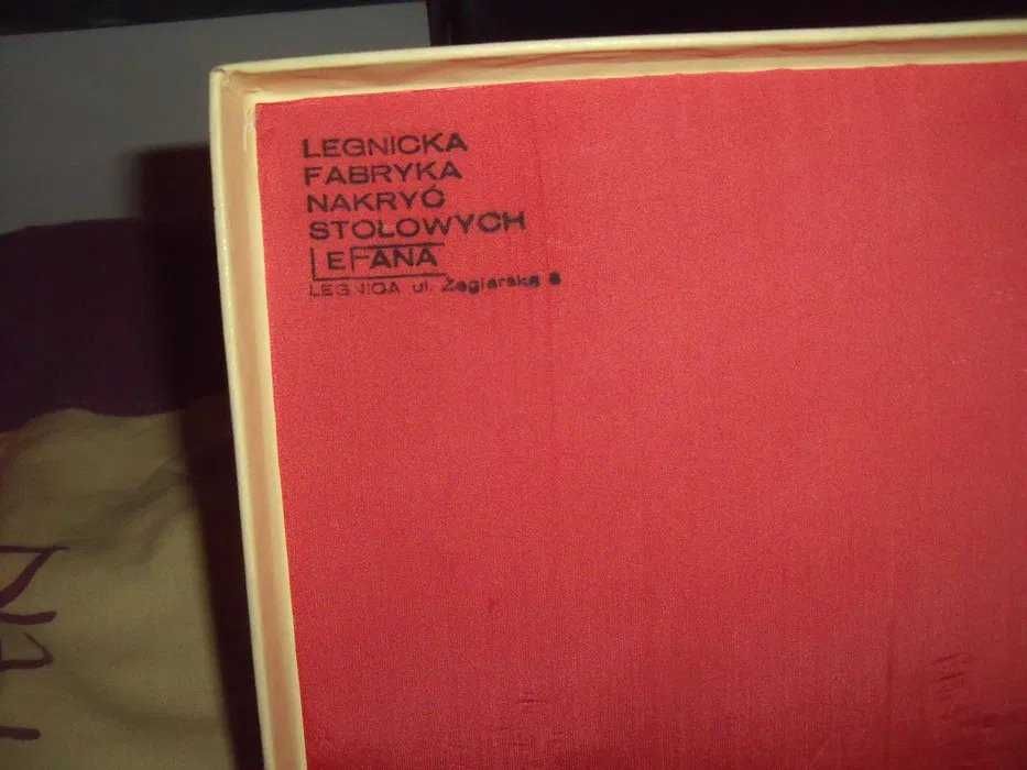 Komplet starych noży, do tego łyżeczki