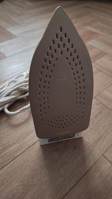 Żelazko Zelmer Navigator 2400W