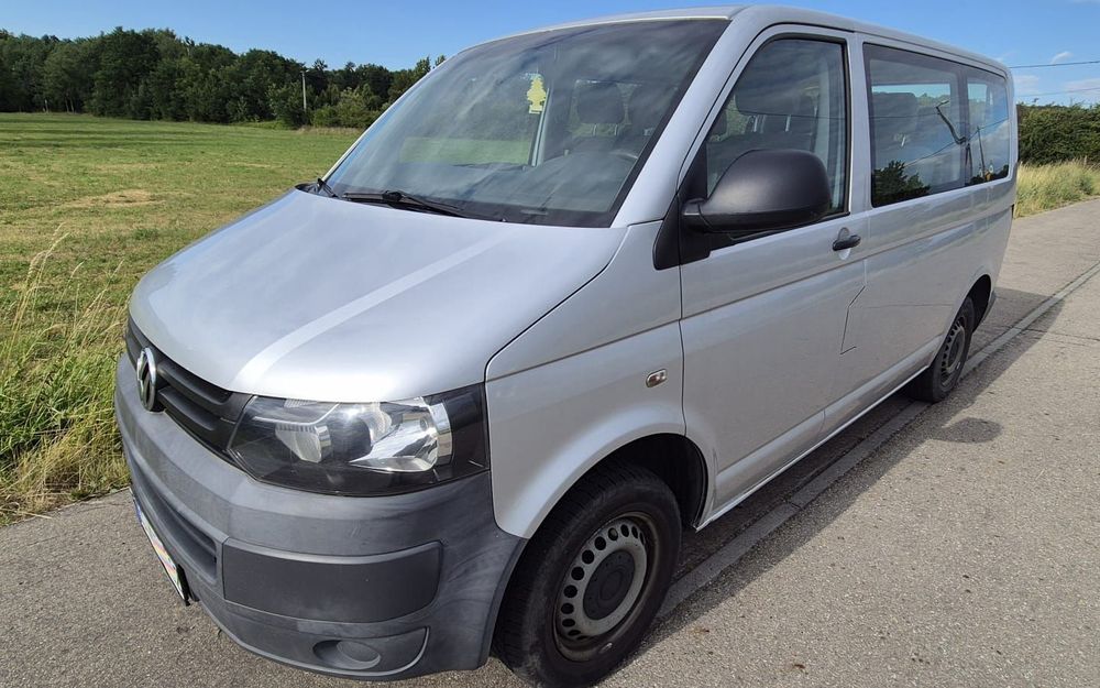 Volkswagen Transporter VW T5 # 2.0TDI # bus 9-osobowy # 1użytkownik od 10 lat # gwarancja prz