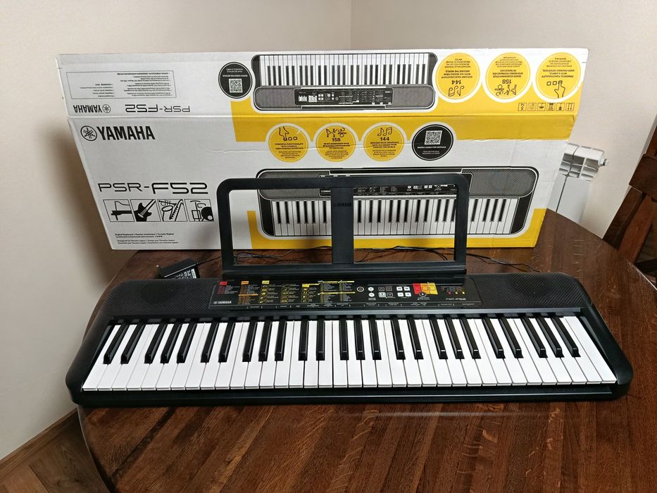 Yamaha PSR-F52 stan bardzo dobry