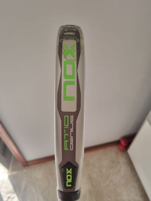Raquete de Padel Nox AT10 2023