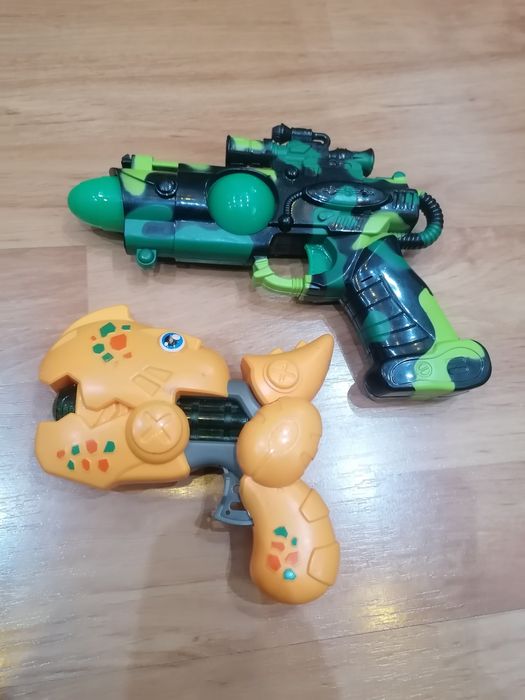 Pistolety dla chłopca