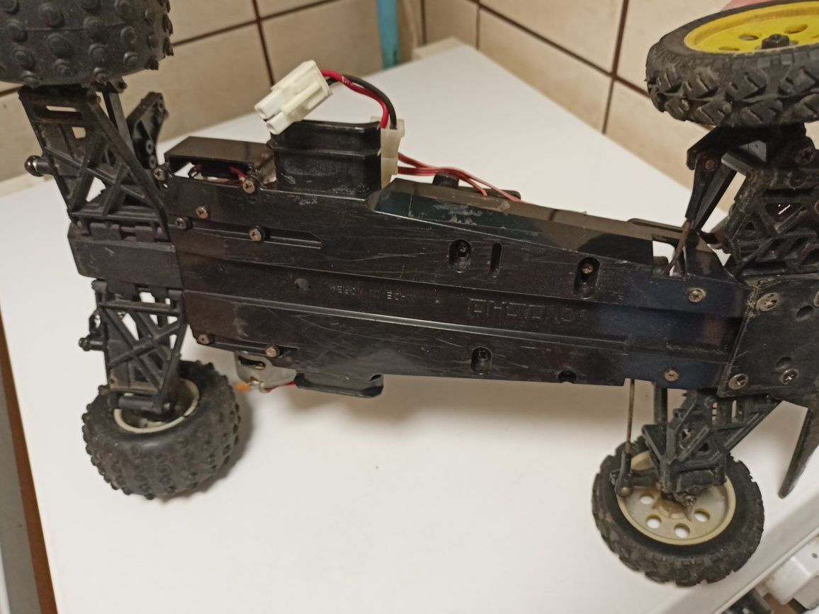 Kyosho raider podwozie modelu RC niekompletne