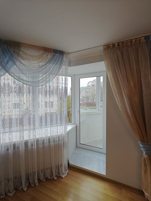 Продаж 2 кімнатна. Вул. Коновальця