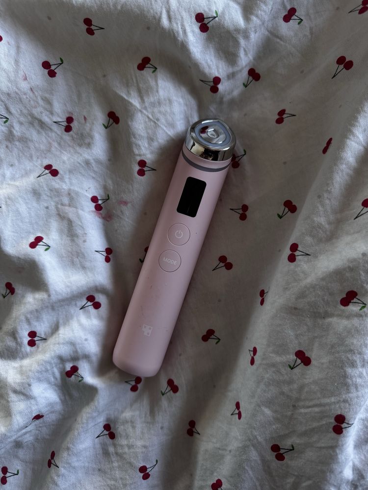 Medicube Ager PRO з коробкою комлектом