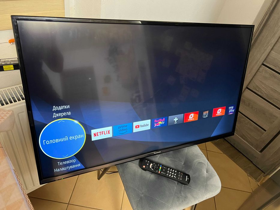 Телевізор Panasonic TX-43GX550E Smart TV 4K