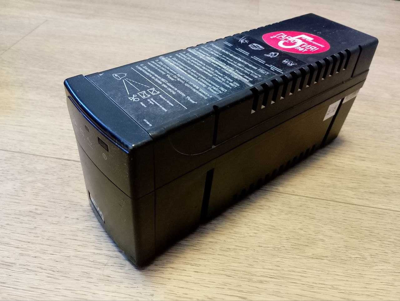 ДБЖ Powercom BNT-800AP IEC